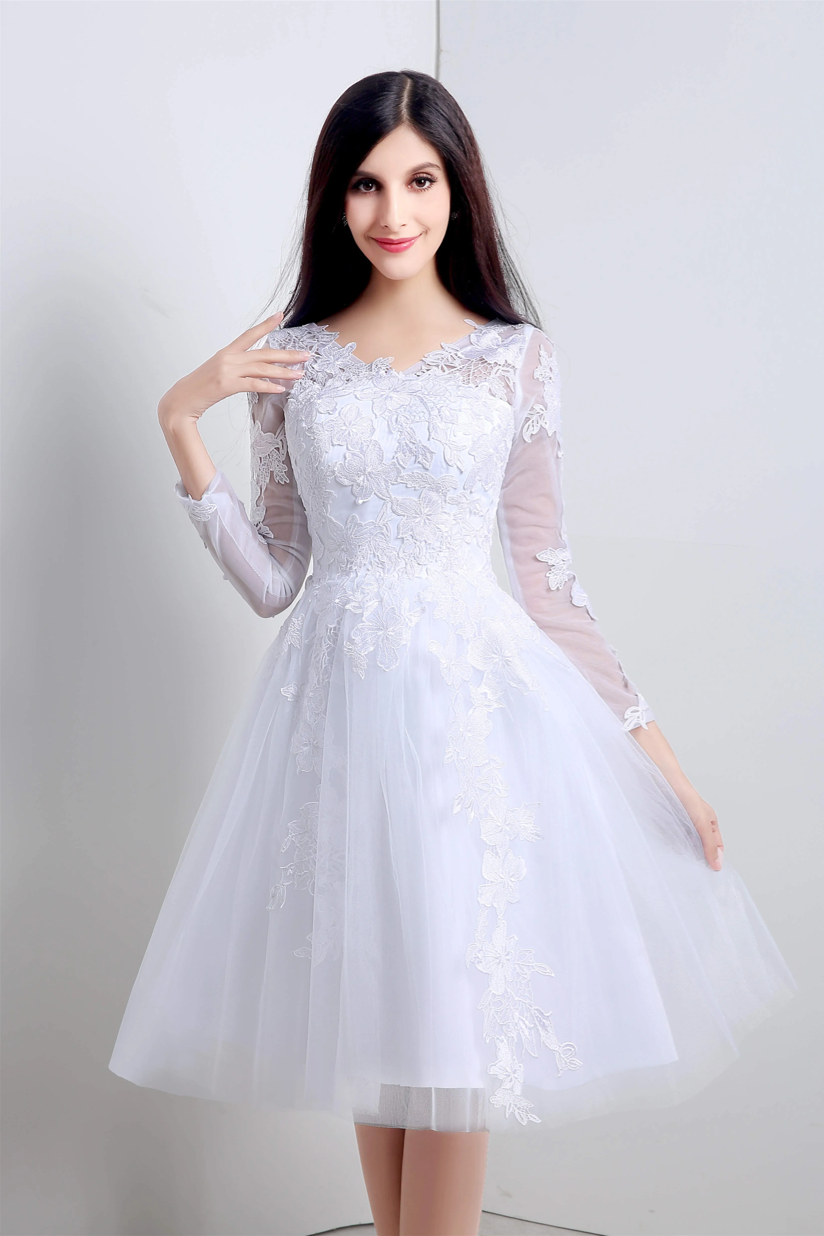 A-Line White Tulle Appliques Long Sleeve Homecoming Dresses