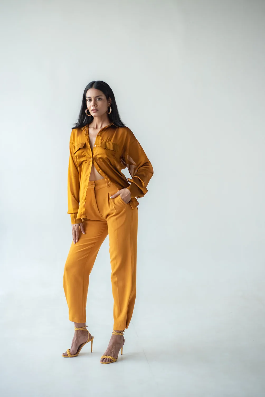 High-waisted carrot-fit trousers