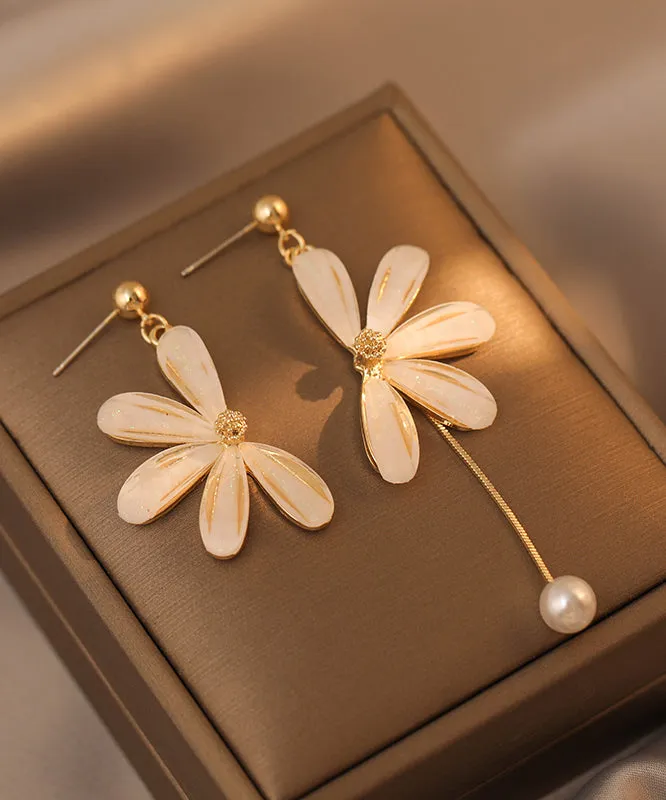 Retro Beige Asymmetricar Floral Alloy Pearl Resin Drop Earrings LY1786