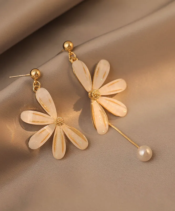 Retro Beige Asymmetricar Floral Alloy Pearl Resin Drop Earrings LY1786